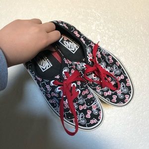 Hello Kitty Black & Red Classic Vans ❤️